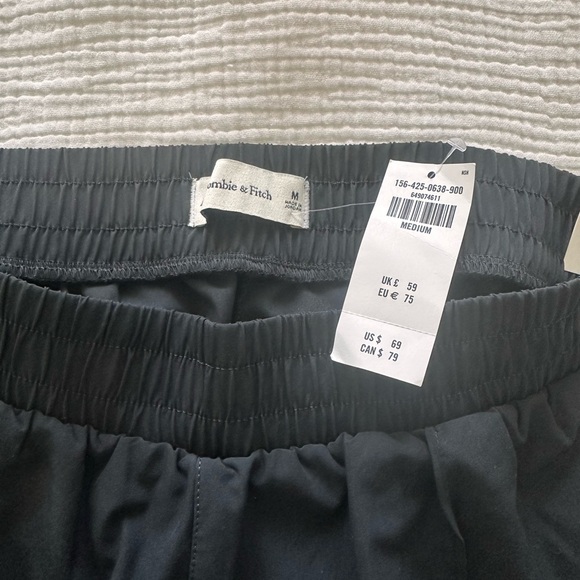 Abercrombie & Fitch Pants - Picture 4 of 4